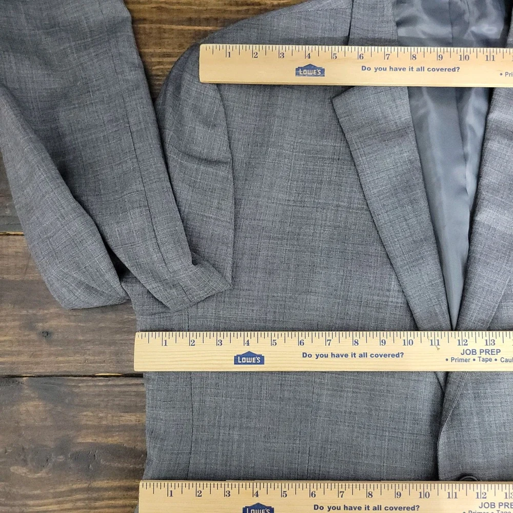 Chaps Men's Sport Coat Blazer Two‎ Button Gray Sharkskin Wool Solid Size 48R